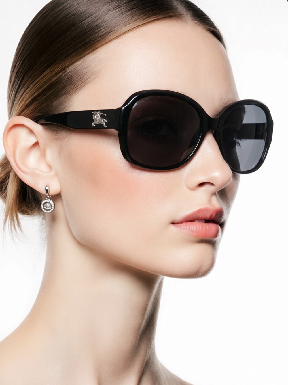 UNISEX AUTHENTIC SUNGLASSES BURBERRY.